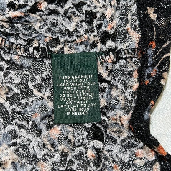 Lauren Ralph Lauren Stretch Lace Ruffled Bib Split Neck Top plus size 2X - Picture 9 of 11